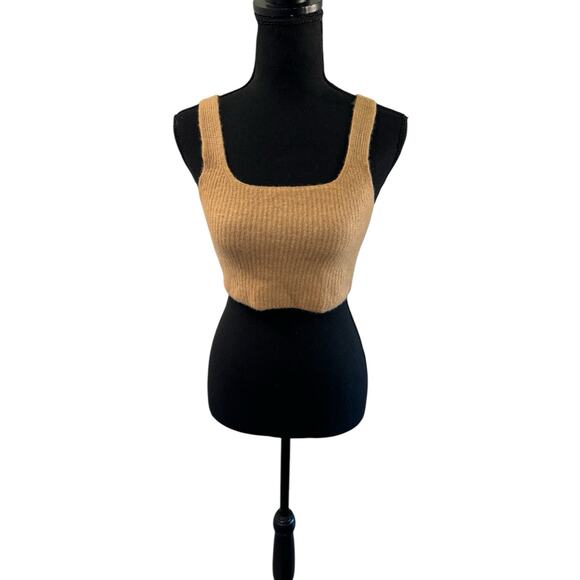 NWT! Everlane The Cozy Stretch Tank Crop Camel Top - Size Medium - Picture 8 of 11